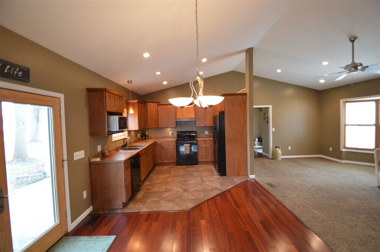 2850 North Bay View Road Angola, IN 46703 - Photo 8 of 26 Gallery Image 8