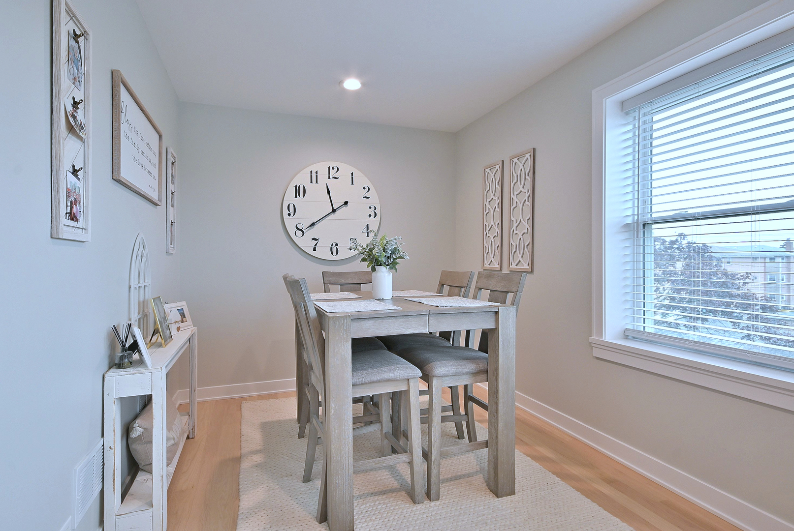 3035 Paris Avenue, Unit 305 River Grove, IL 60171 - Photo 4 of 29