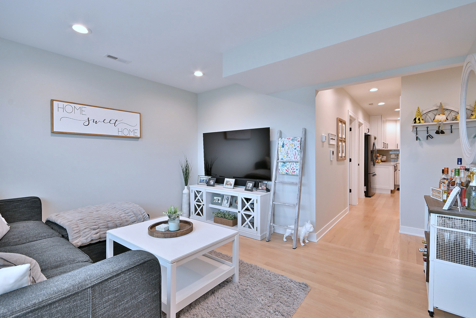 3035 Paris Avenue, Unit 305 River Grove, IL 60171 - Photo 8 of 29