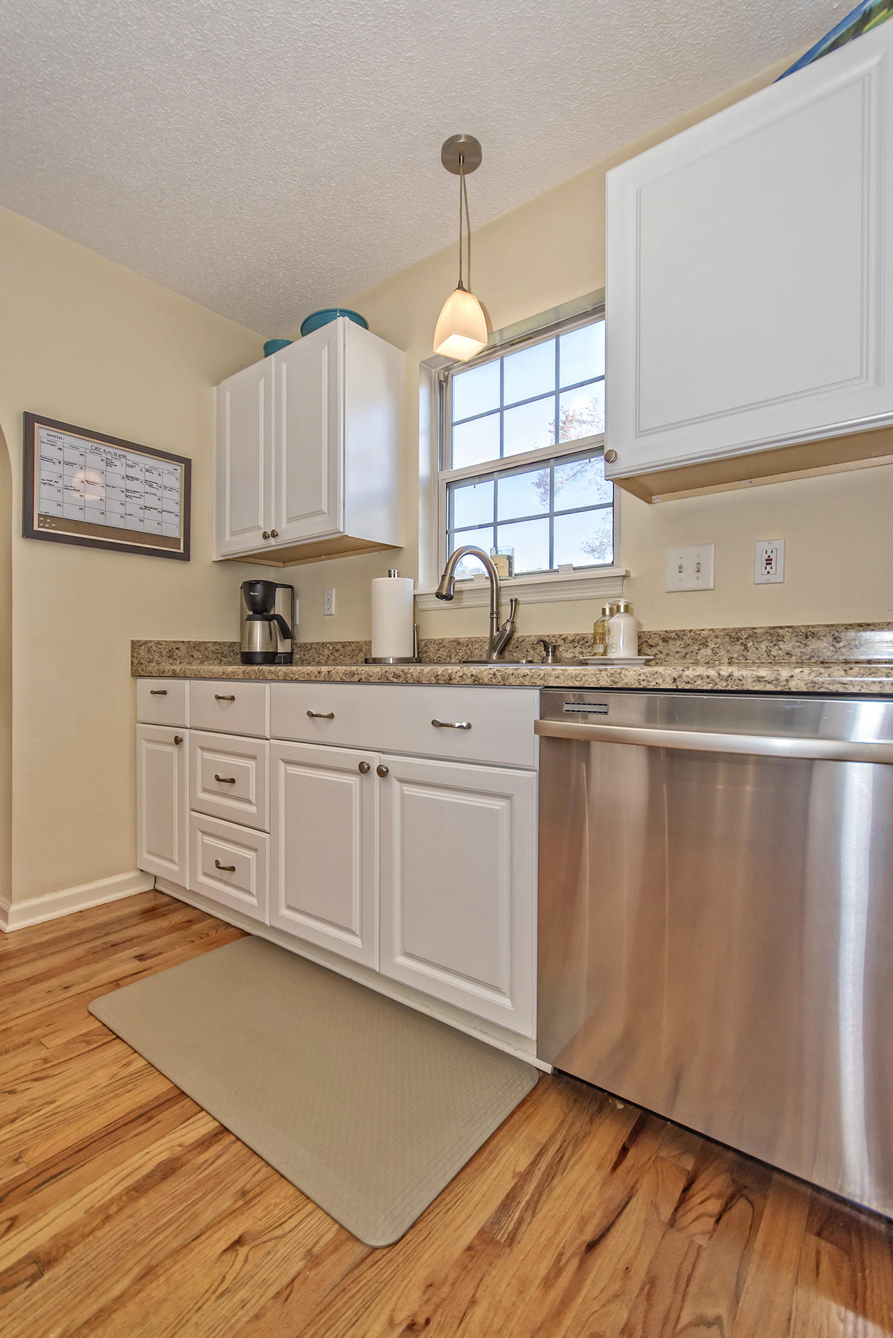747 Shell Sand Circle Charleston, SC 29412 - Photo 17 of 48 Kitchen
