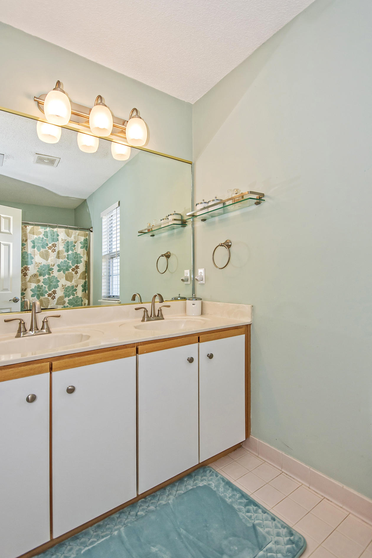 747 Shell Sand Circle Charleston, SC 29412 - Photo 26 of 48 Master Bath