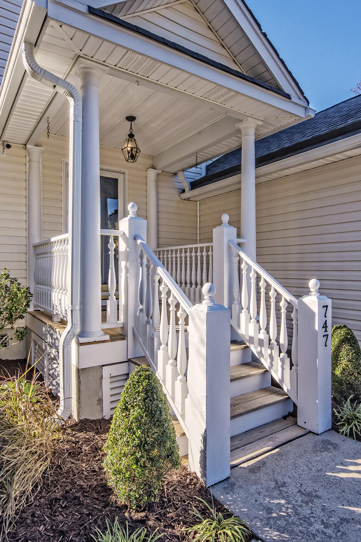 747 Shell Sand Circle Charleston, SC 29412 - Photo 45 of 48 Exterior Front Entrance