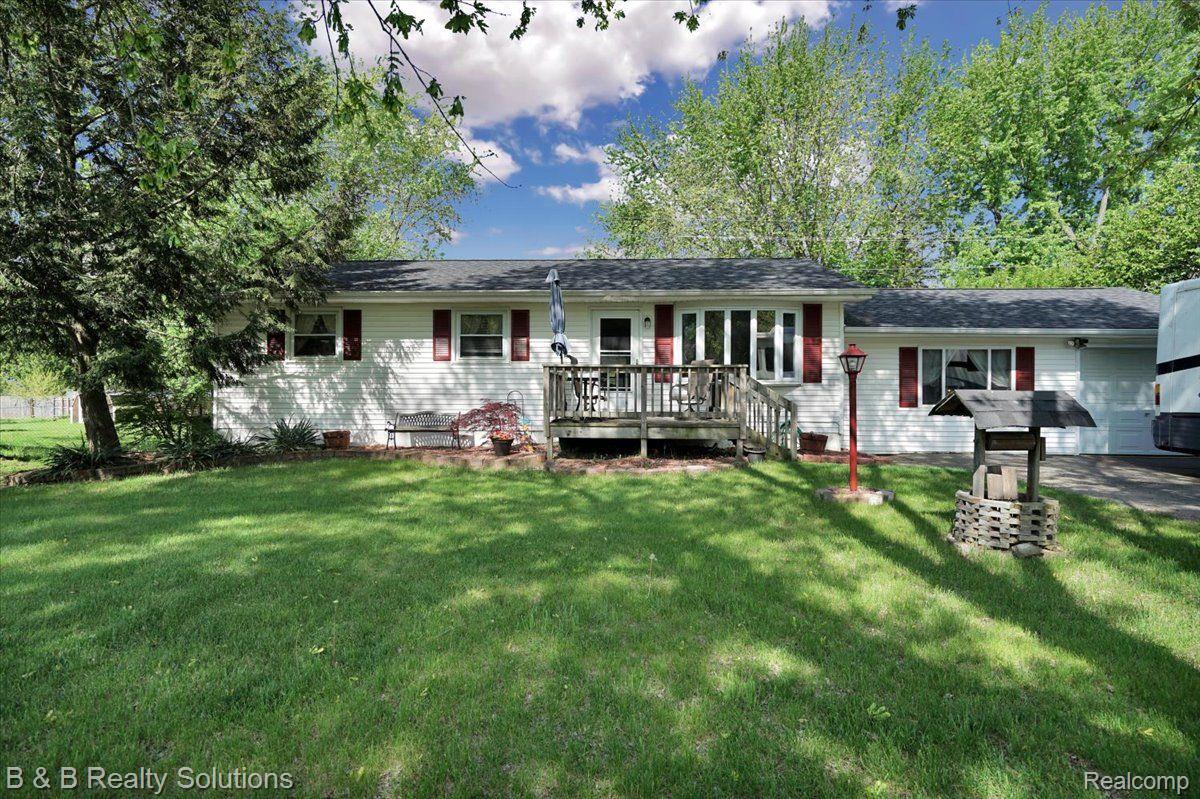 2651 Fish Lake Road Lapeer, MI 48446 - Photo 1 of 25