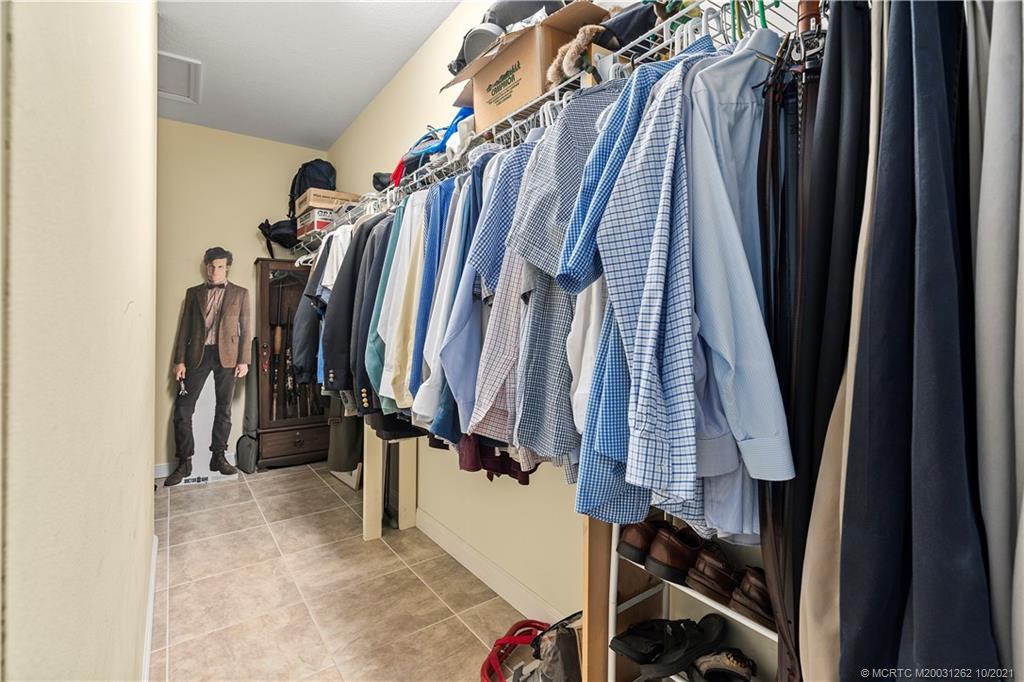 11200 Southwest Fox Brown Road Indiantown, FL 34956 - Photo 30 of 55 Owner's closet