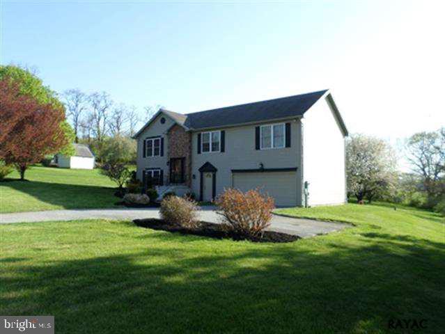 2412 Croll School Road York, PA 17403 - Photo 1 of 21 Gallery Image 1