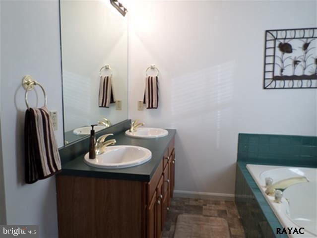 2412 Croll School Road York, PA 17403 - Photo 15 of 21 Gallery Image 15