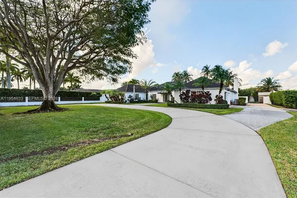 $2,499,000 | 3000 Southwest 130th Avenue, Miami, FL 33175