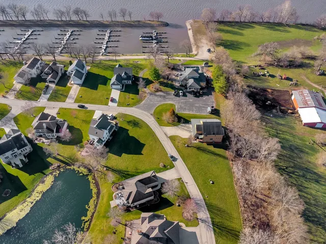 $34,900 | 1 Logue Circle, Seneca, IL 61360