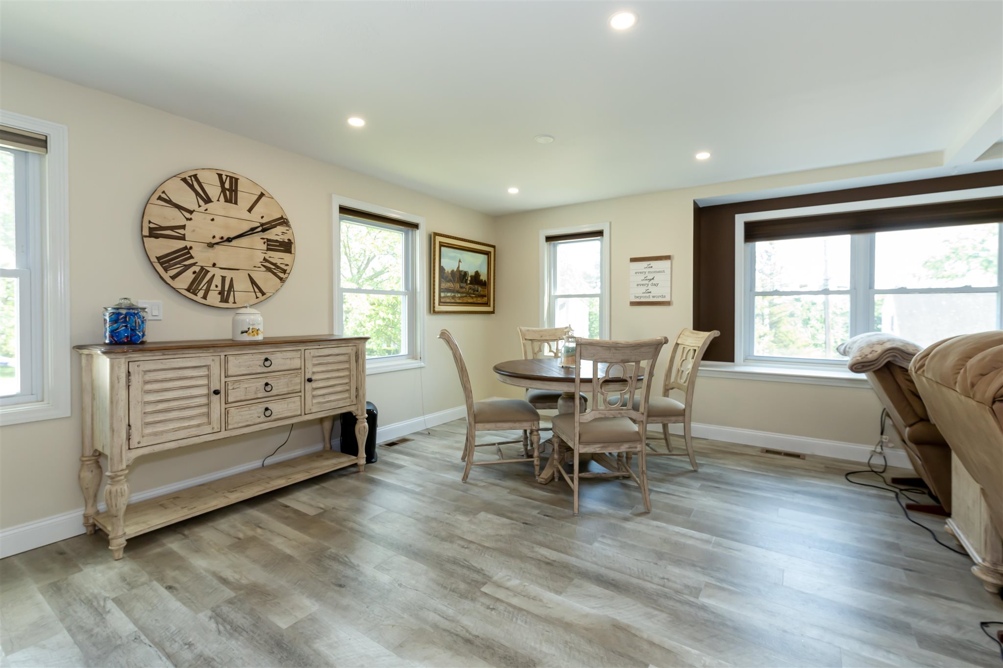 60 Fox Street Manchester, NH 03103 - Photo 11 of 31 Gallery Image 11