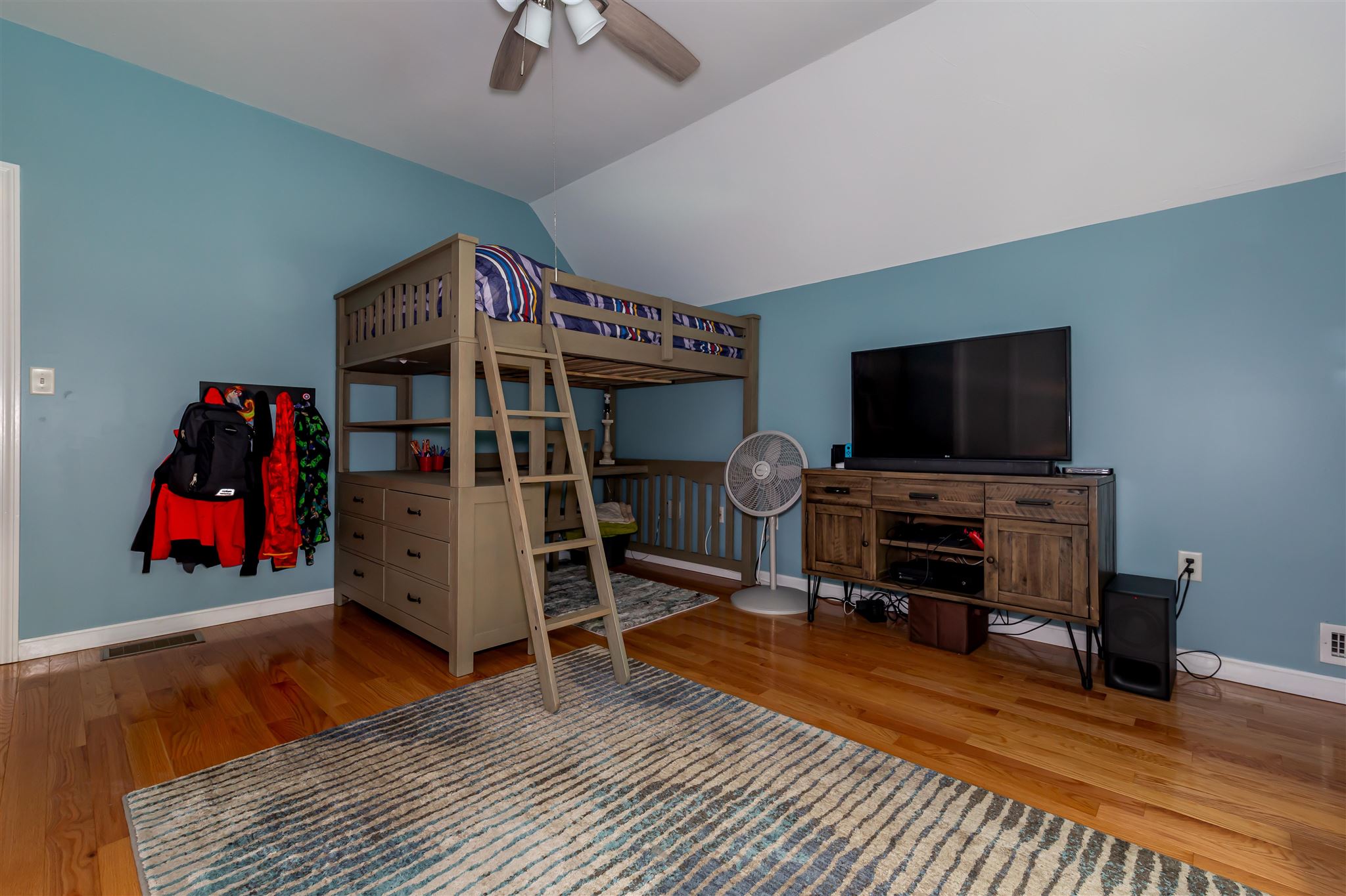 60 Fox Street Manchester, NH 03103 - Photo 26 of 31 Gallery Image 26