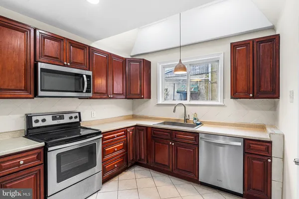 $485,000 | 1538 Tasker Street, Philadelphia, PA 19145