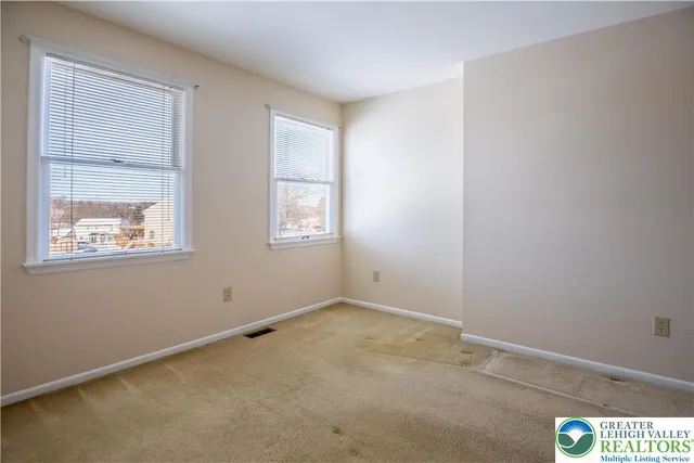 $495,000 | 4386 Hilltop Circle, Bethlehem, PA 18020