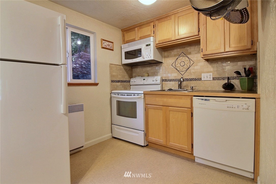 5101 Rehklau Road Southeast Olympia, WA 98513 - Photo 13 of 25 Gallery Image 13