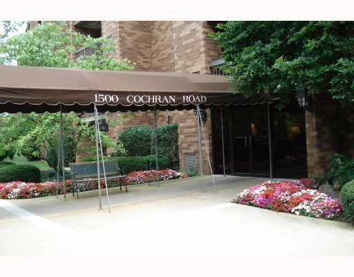 1500 Cochran Road, Unit 903 Pittsburgh, PA 15243 - Photo 1 of 9 Exterior Front. Elegant welcoming for your guests