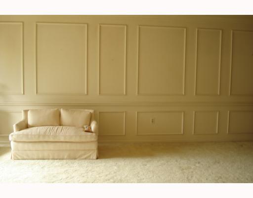1500 Cochran Road, Unit 903 Pittsburgh, PA 15243 - Photo 3 of 9 Living Room. Bright, open, and spacious with a large balcony