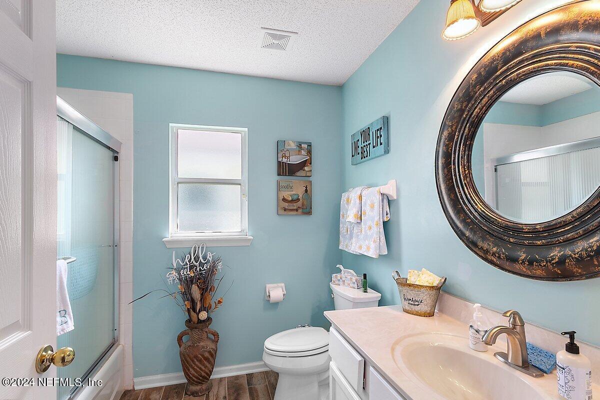 798 South Lilac Loop St. Johns, FL 32259 - Photo 15 of 25 Bathroom (25)