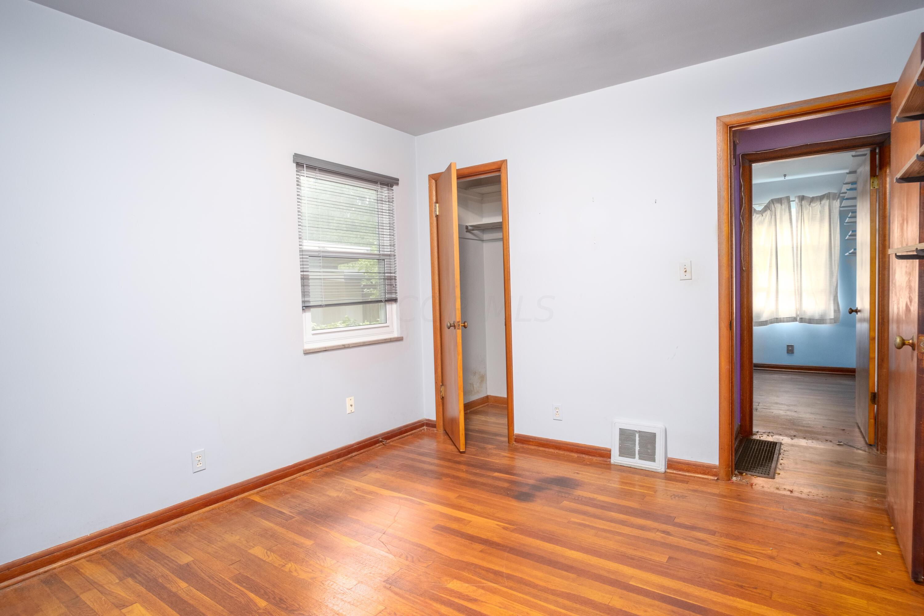 3228 Mountview Road Columbus, OH 43221 - Photo 15 of 23 DSCF0691-Edit