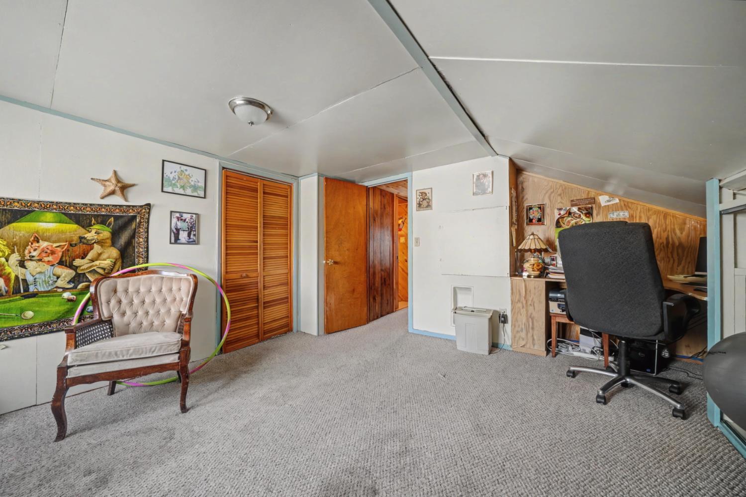 3341 Newtown Road Placerville, CA 95667 - Photo 28 of 49 a bedroom with furniture and a window