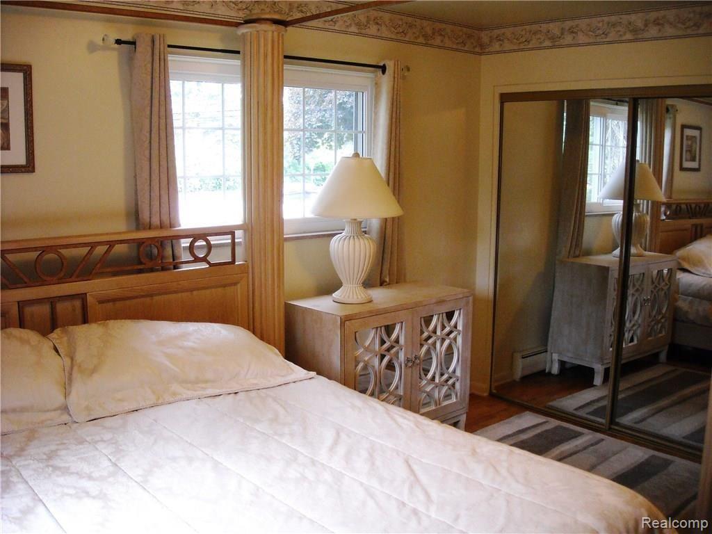 1198 North Linden Road Flint, MI 48532 - Photo 12 of 28