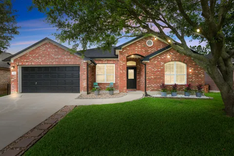$475,000 | 2413 Lou John Street, Austin, TX 78727