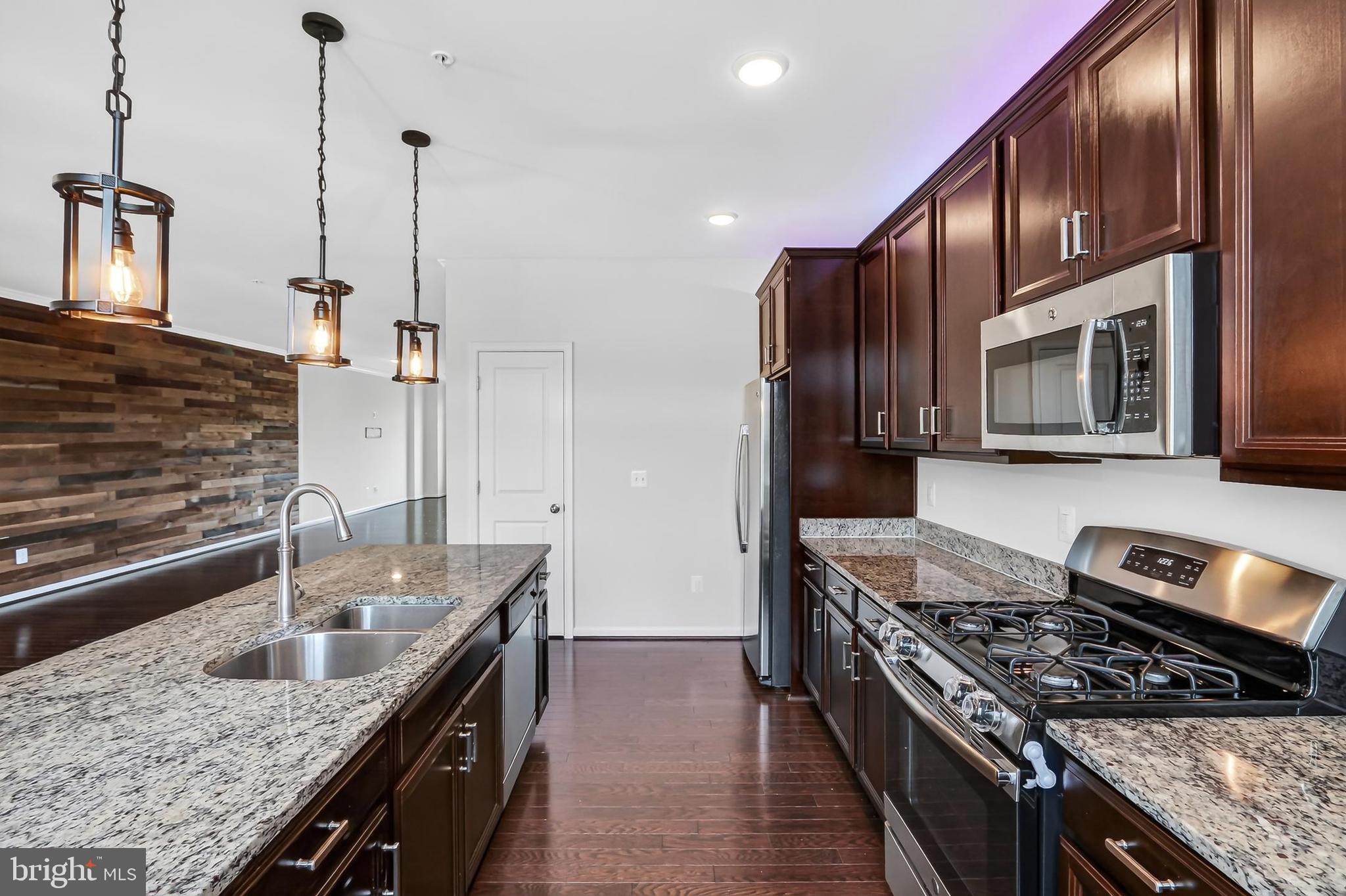 1210 Ribbon Limestone Terrace Southeast Leesburg, VA 20175 - Photo 17 of 58