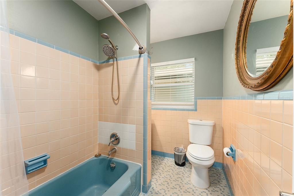 3826 Southwest 2nd Avenue Gainesville, FL 32607 - Photo 16 of 44