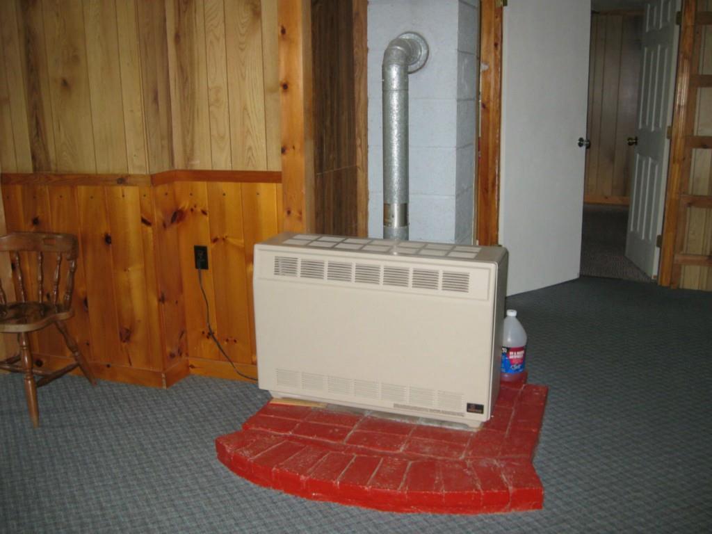 367 Etna Road Plymouth, ME 04969 - Photo 9 of 29 Photo