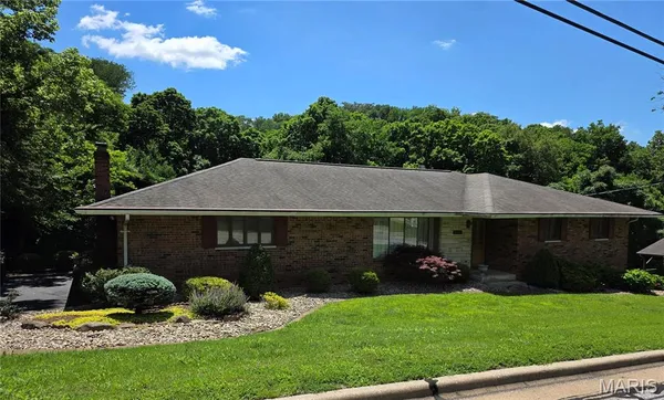 $320,000 | 1418 West Main Street, Collinsville, IL 62234