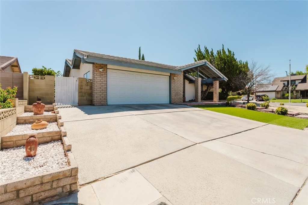 43724 Secure Place Lancaster, CA 93536 - Photo 6 of 65