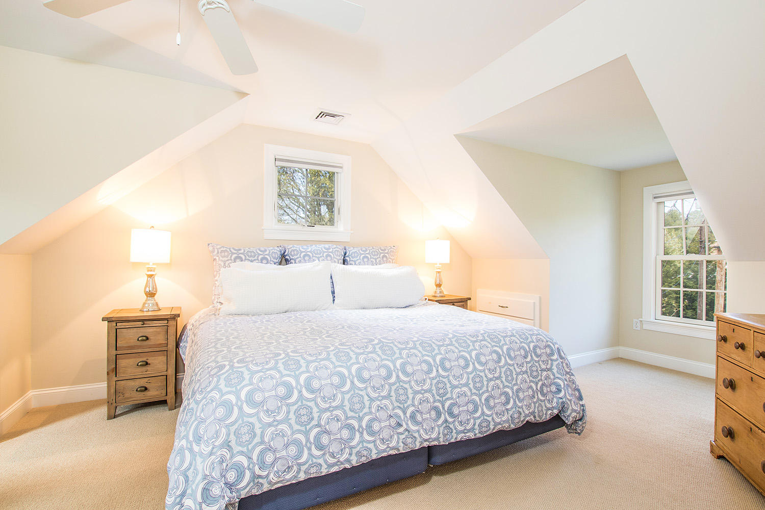 11 Oak Ridge Road Osterville, MA 02655 - Photo 20 of 32 2nd Floor Right Bedroom