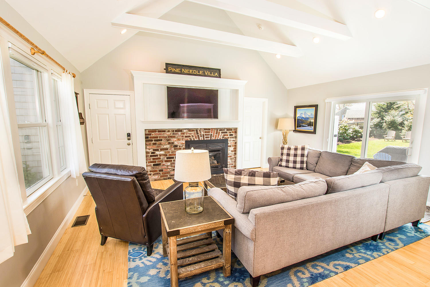 11 Oak Ridge Road Osterville, MA 02655 - Photo 7 of 32 Family Room