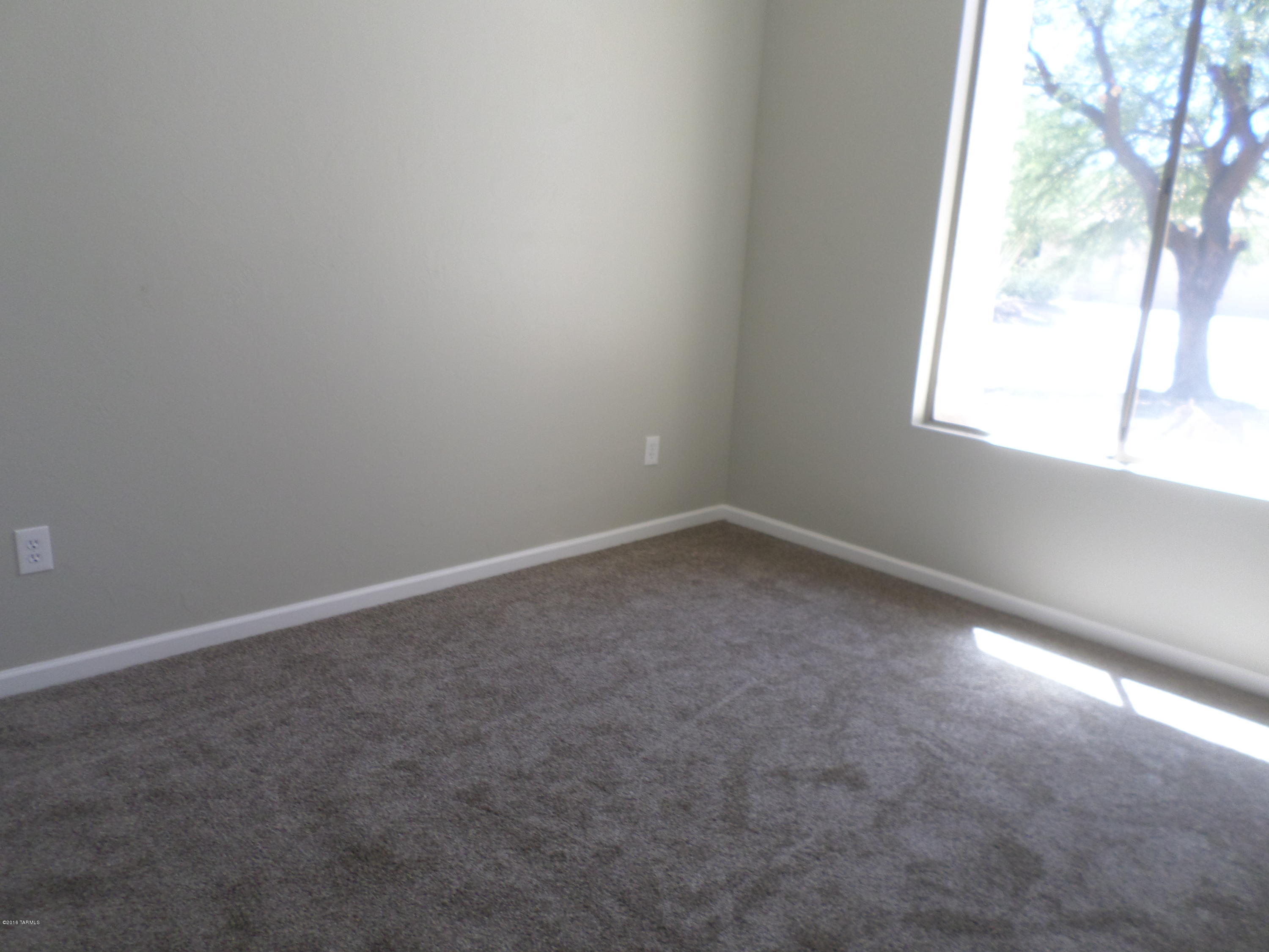 256 Tabascoe Place Tucson, AZ 85755 - Photo 12 of 24