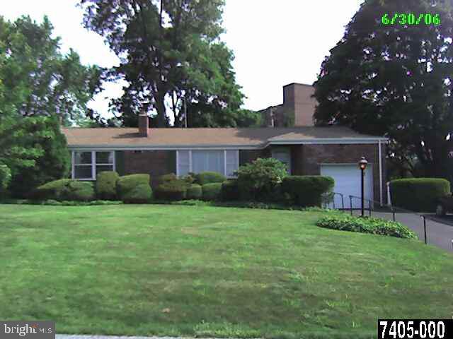 10 Peyton Road York, PA 17403 - Photo 2 of 4 Gallery Image 2