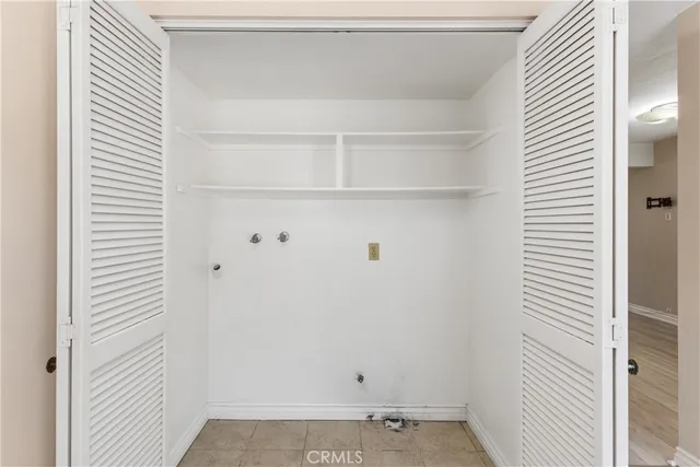 a view of a room with shelf