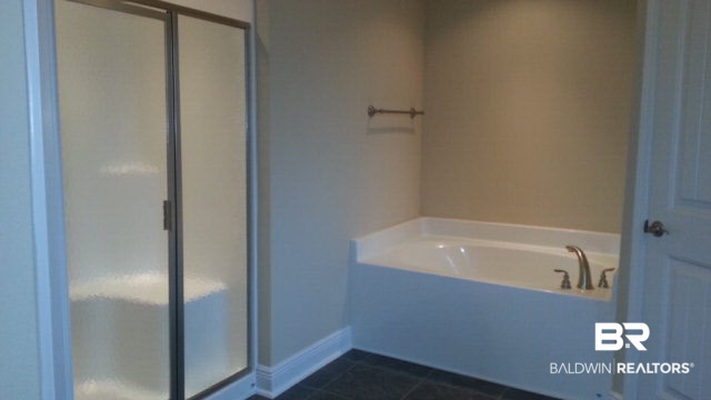 594 Fulton Loop Foley, AL 36535 - Photo 18 of 26 Master Bath