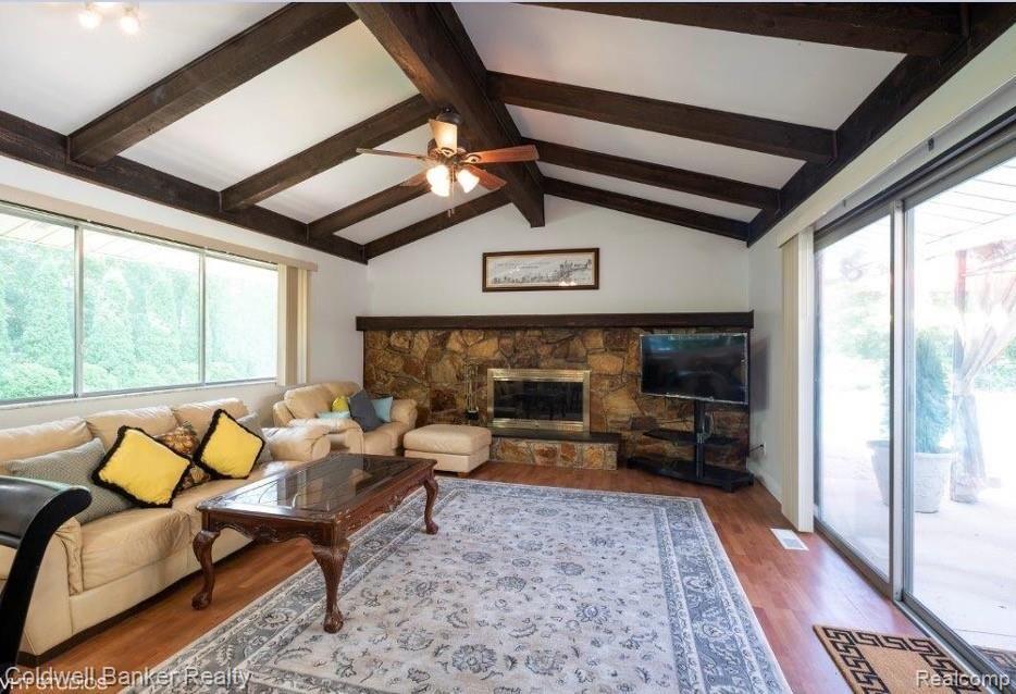 6040 Darramoor Road Bloomfield Hills, MI 48301 - Photo 17 of 47