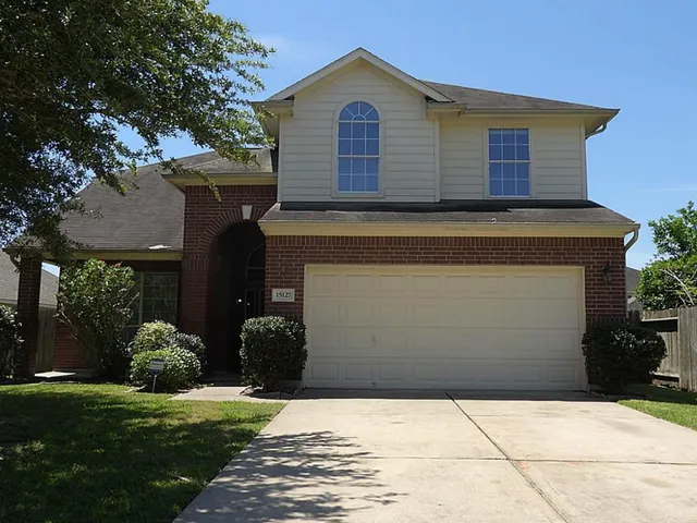 $2,200 | 15127 Brookwood Bridge Lane, Sugar Land, TX 77498