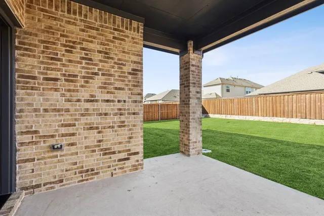 $395,121 | 1916 Huron Drive, Forney, TX 75126