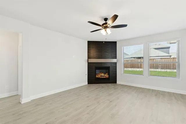 $395,121 | 1916 Huron Drive, Forney, TX 75126