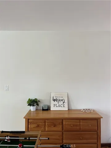 $5,000 | 406 11th Street, Huntington Beach, CA 92648