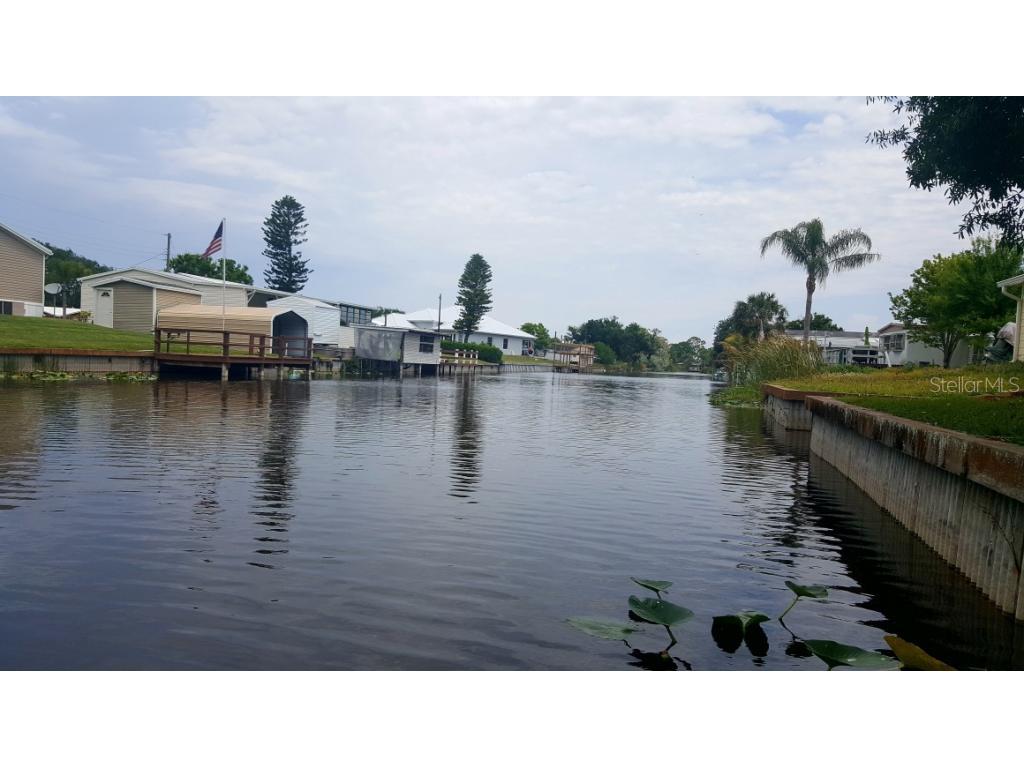 2014 Linda Road Okeechobee, FL 34974 - Photo 3 of 27 Lake Okeechobee Access