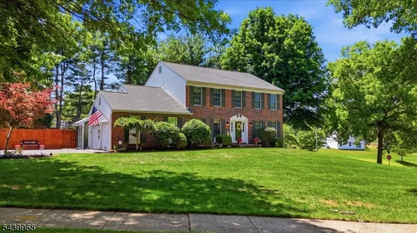 $699,900 | 30 Glen Eagles Road, Washington, NJ 07882