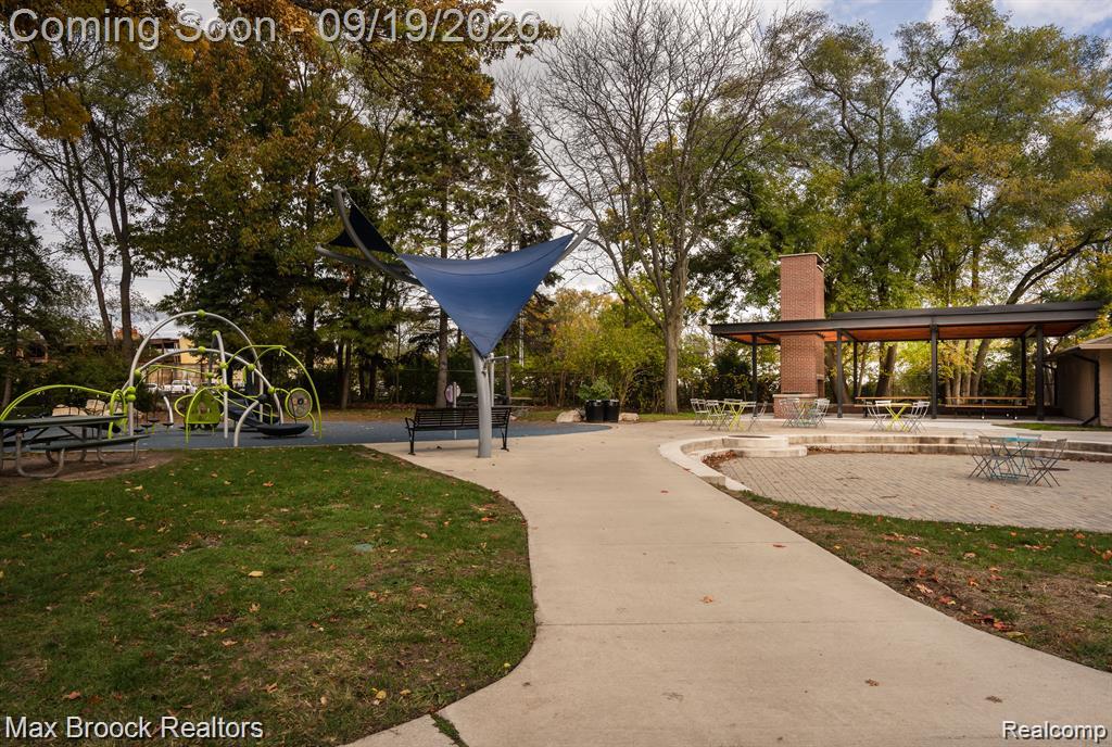 25 Wellesley Drive Pleasant Ridge, MI 48069 - Photo 41 of 42 Gallery Image 41