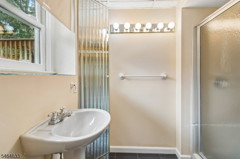 91 Ridge Drive Livingston, NJ 07039 - Photo 24 of 32 Gallery Image 24