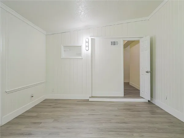 $1,800 | 734 5th Place Southwest, Vero Beach, FL 32962