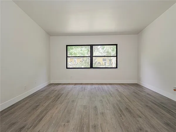 $1,800 | 734 5th Place Southwest, Vero Beach, FL 32962