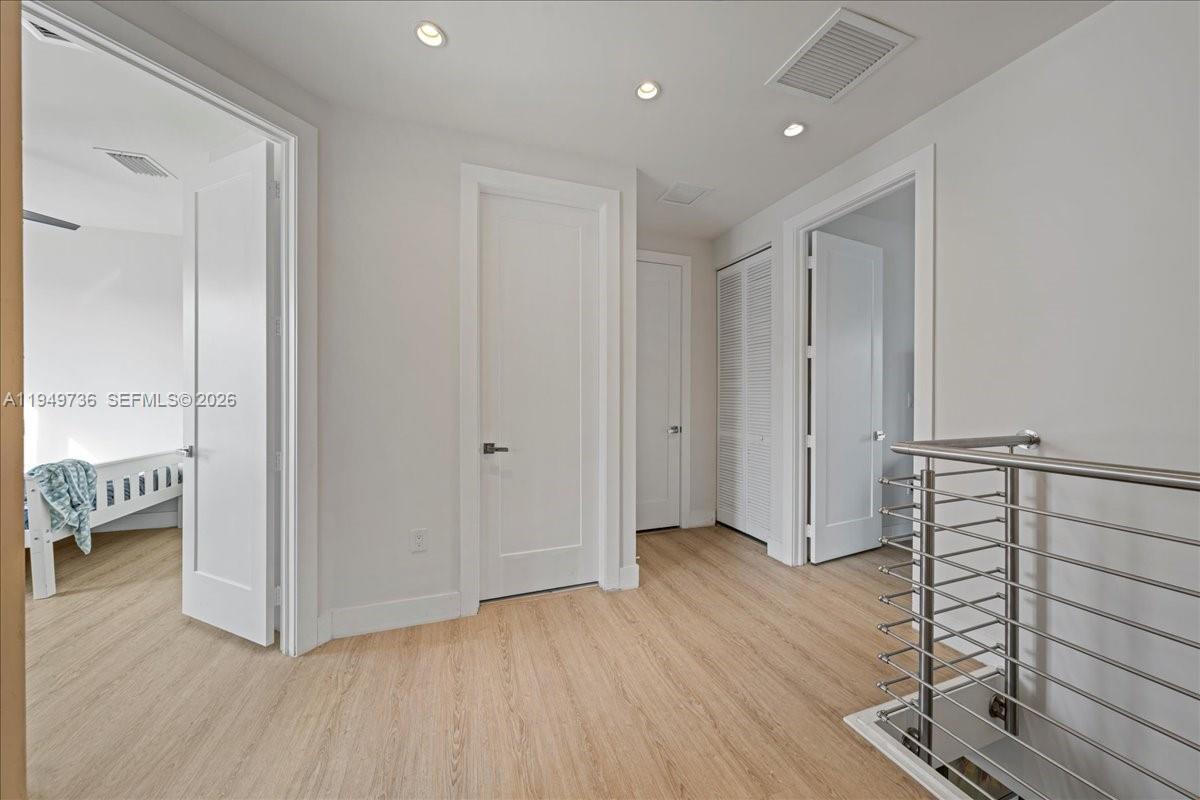 6402 North W 104th Path Doral, FL 33178 - Photo 16 of 44