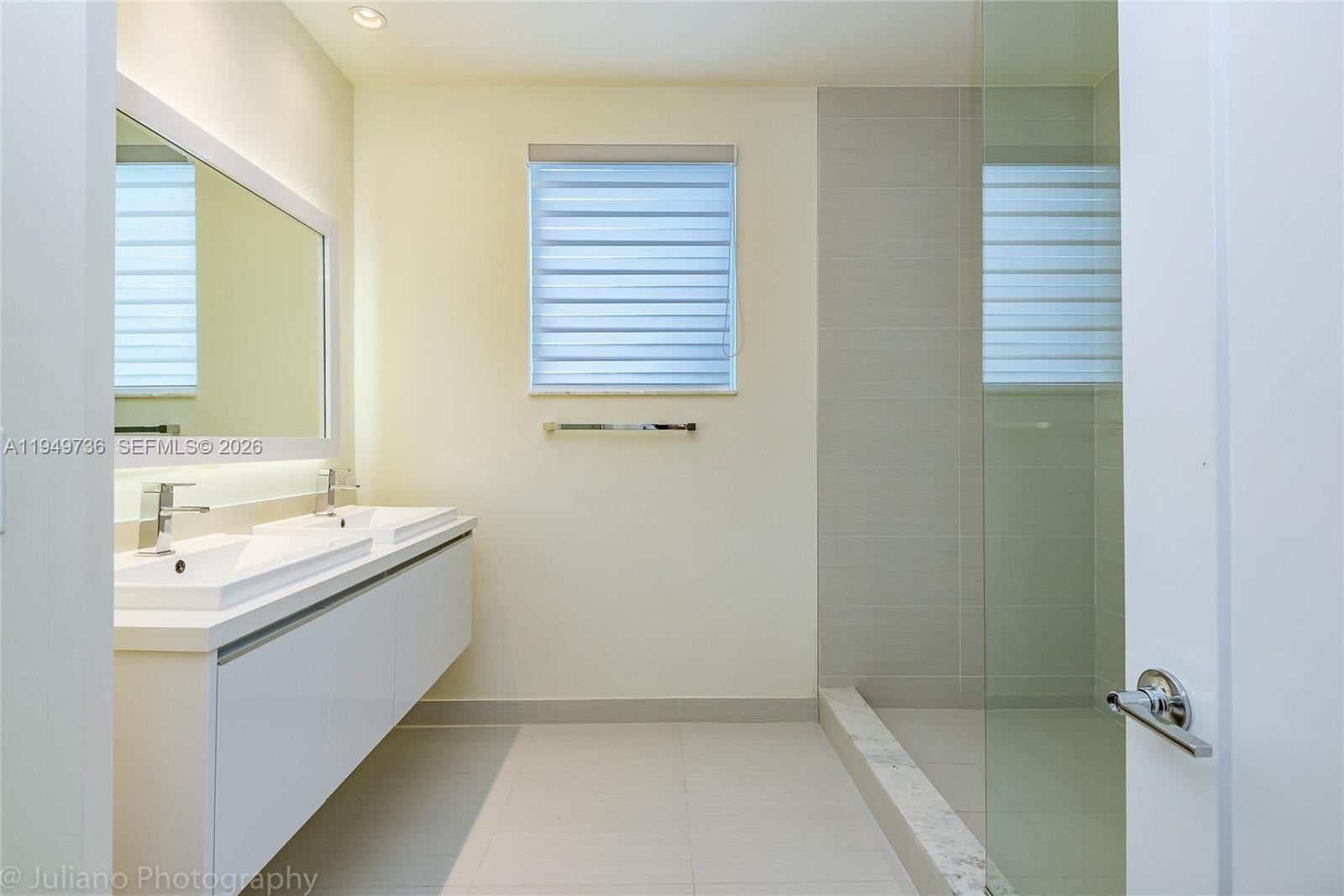 6402 North W 104th Path Doral, FL 33178 - Photo 17 of 19