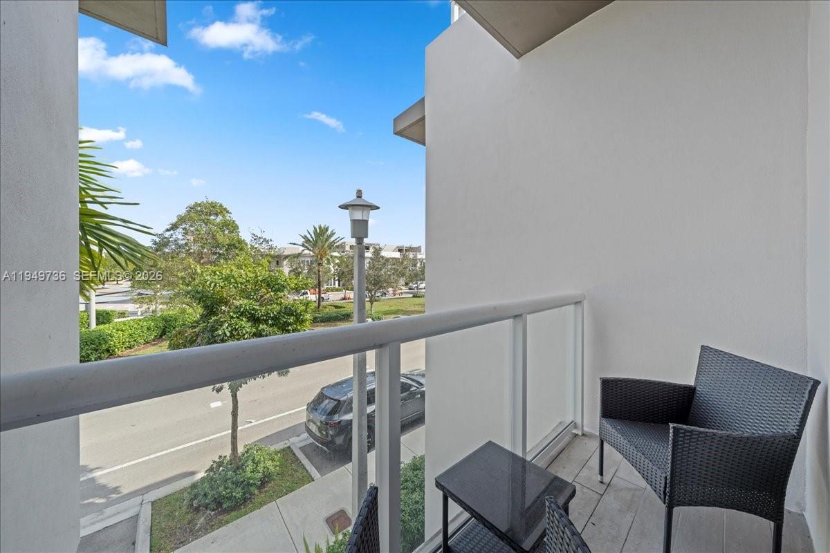 6402 North W 104th Path Doral, FL 33178 - Photo 17 of 44