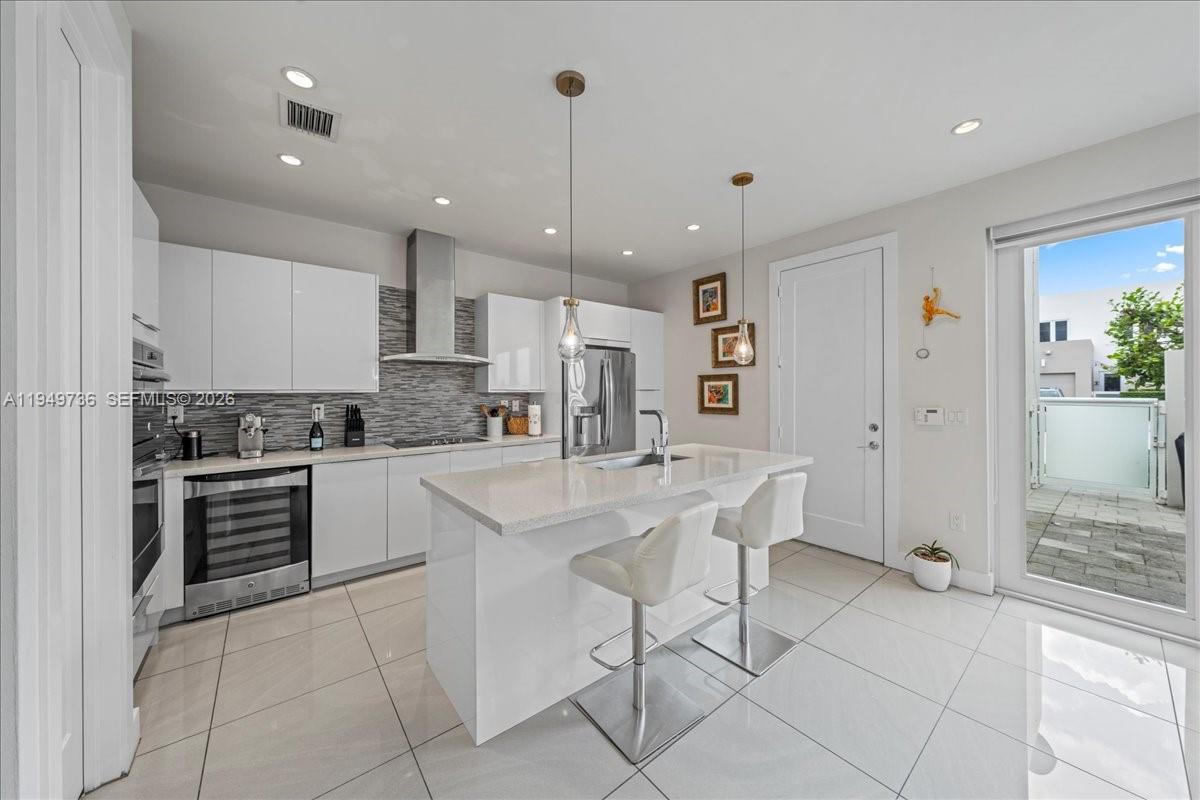 6402 North W 104th Path Doral, FL 33178 - Photo 29 of 44